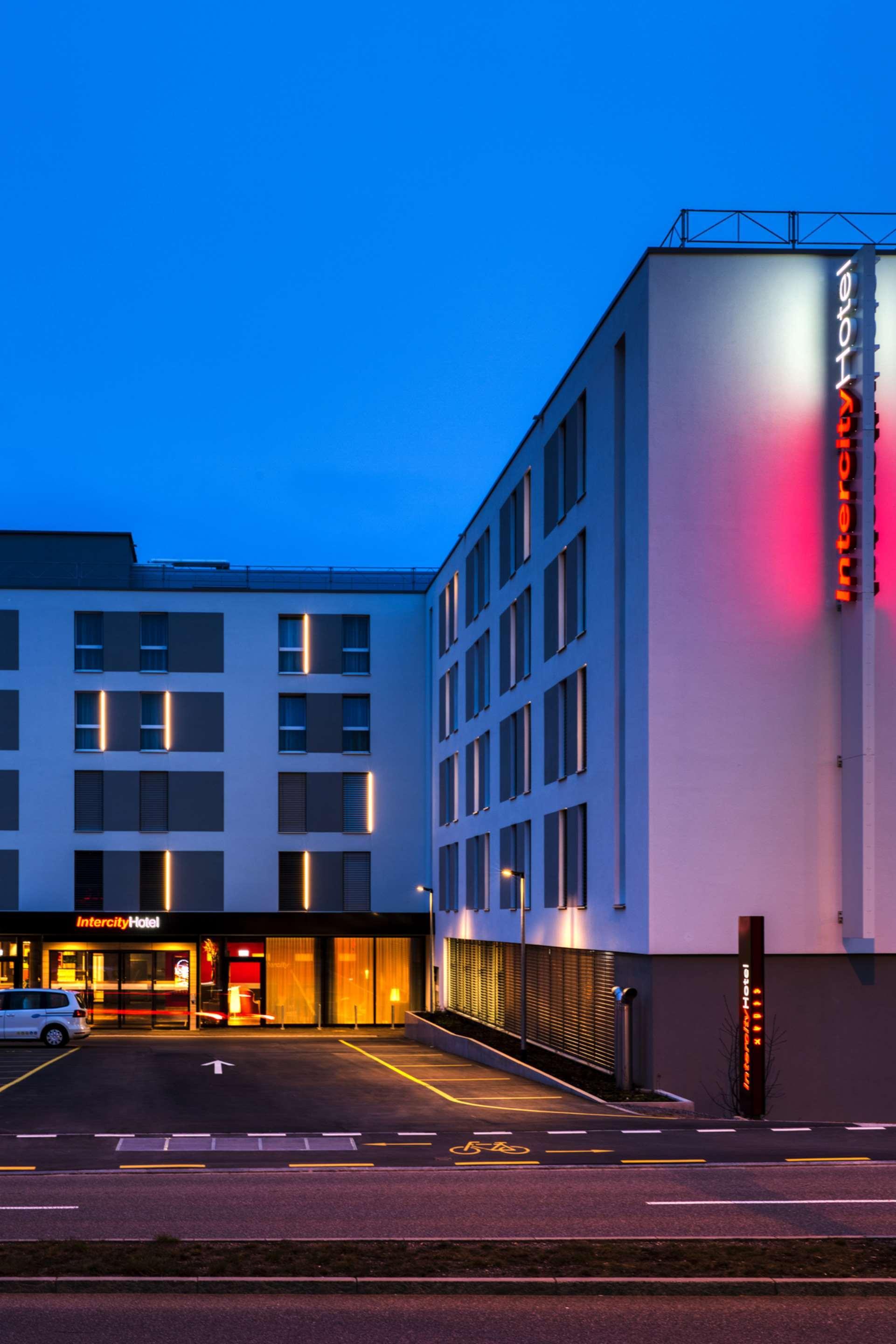 Intercityhotel Zurich Airport Rumlang Exterior photo