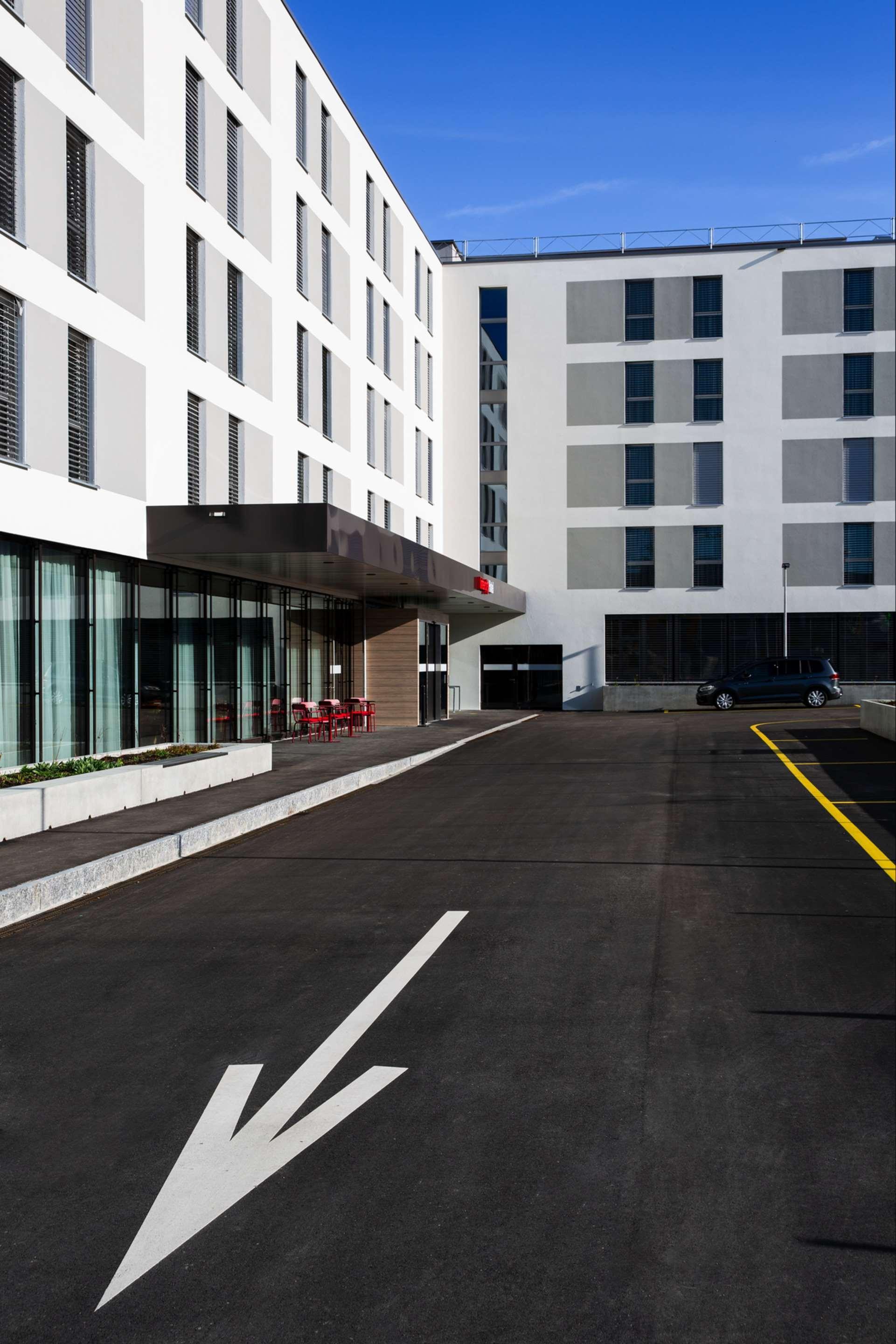 Intercityhotel Zurich Airport Rumlang Exterior photo